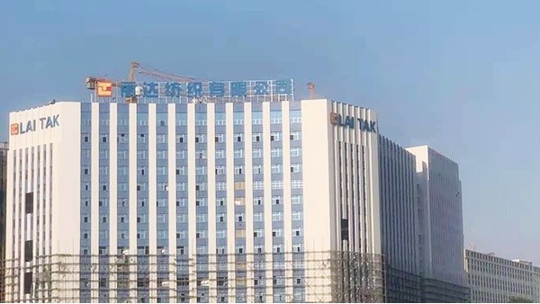 大型的樓頂發光字運輸安裝簡單4步驟-廣州卓盛標識